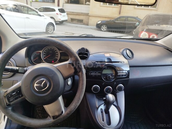Mazda 2 2013, 297,000 km - 1.5 l - Bakı
