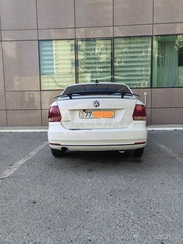 Volkswagen Polo 2019, 180,000 km - 1.6 l - Bakı
