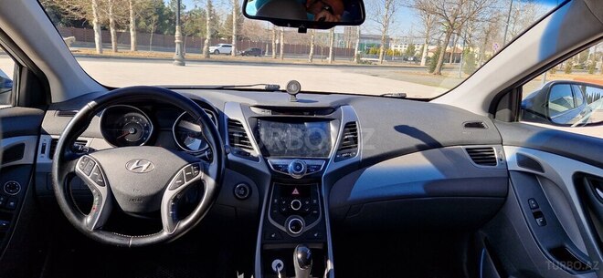 Hyundai Elantra 2015, 161,897 km - 1.8 л - Şəmkir