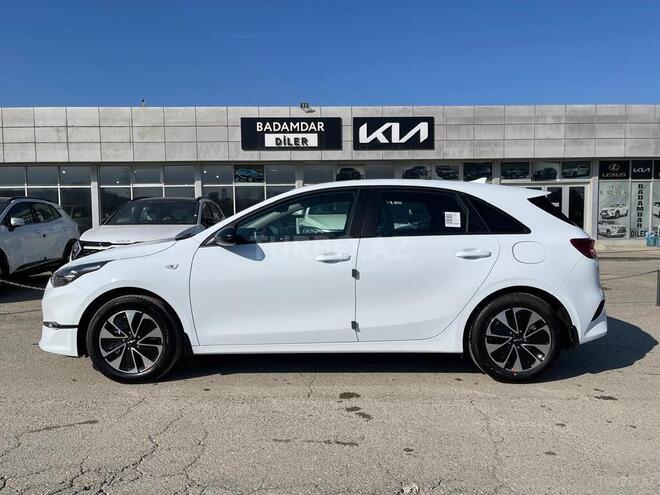 Kia Ceed-7