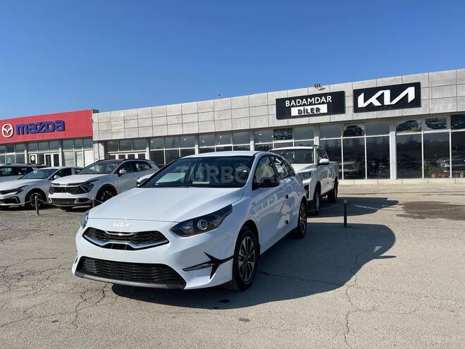 Kia Ceed-4