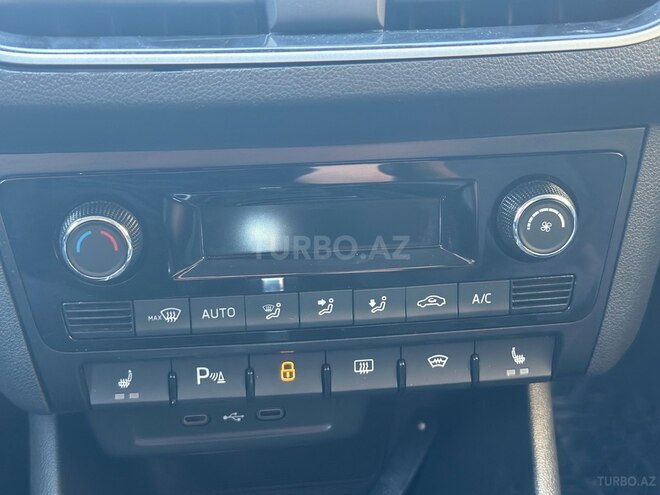 Volkswagen Polo 2022, 54,000 km - 1.6 л - Bakı