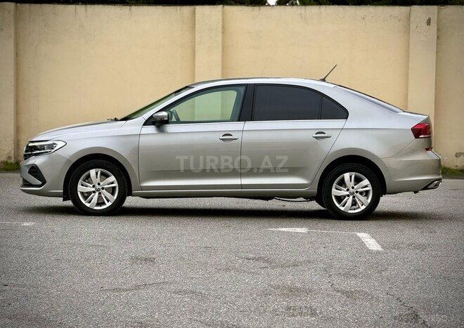 Volkswagen Polo 2022, 54,000 km - 1.6 л - Bakı