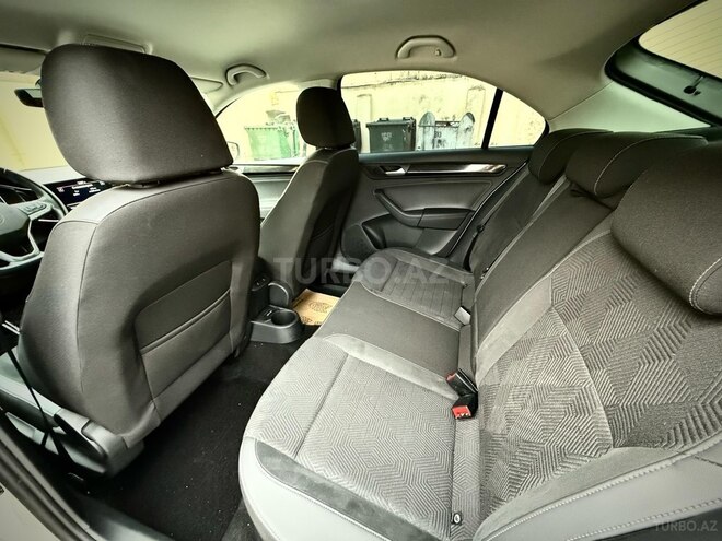 Volkswagen Polo 2022, 54,000 km - 1.6 л - Bakı