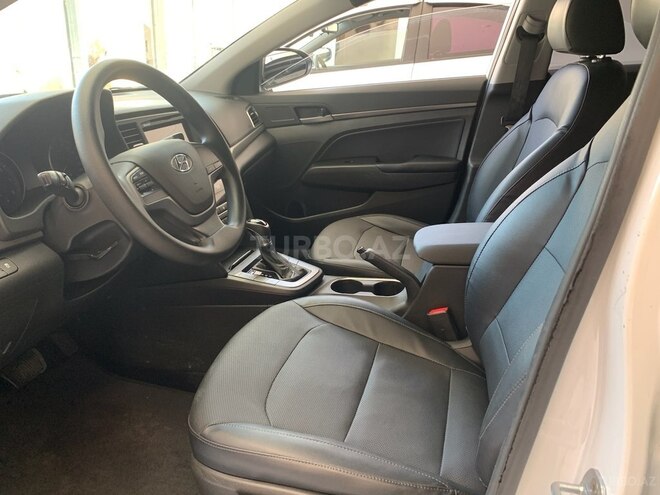 Hyundai Avante 2016, 95,500 km - 1.6 l - Bakı
