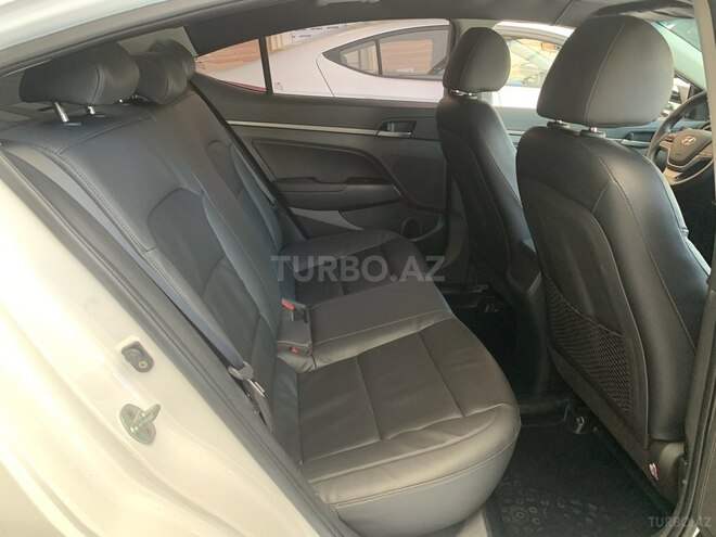 Hyundai Avante 2016, 95,500 km - 1.6 l - Bakı