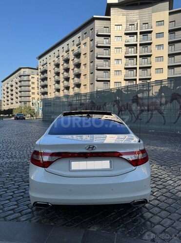 Hyundai Grandeur 2015, 194,000 km - 2.2 l - Bakı