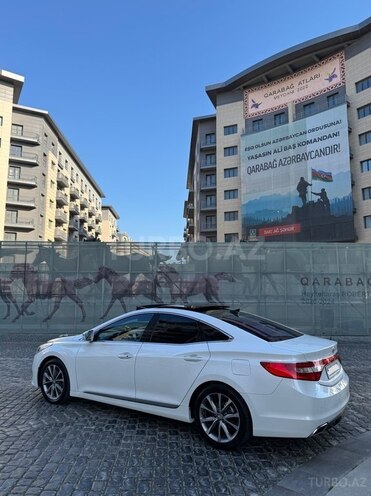 Hyundai Grandeur 2015, 194,000 km - 2.2 l - Bakı