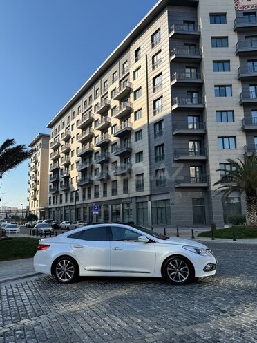 Hyundai Grandeur 2015, 194,000 km - 2.2 l - Bakı