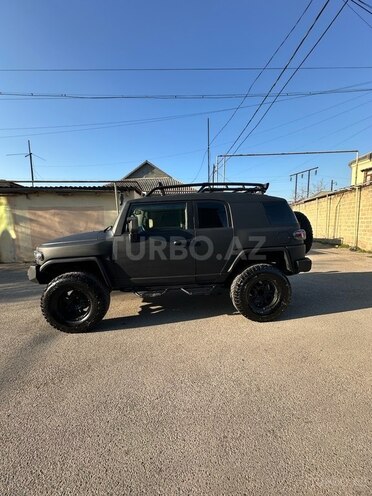 Toyota FJ Cruiser 2009, 46,000 km - 4.0 л - Bakı