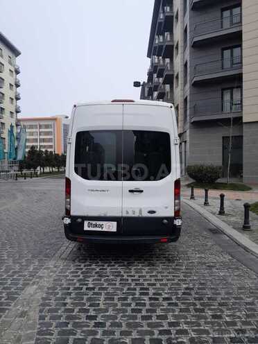 Ford Transit-7
