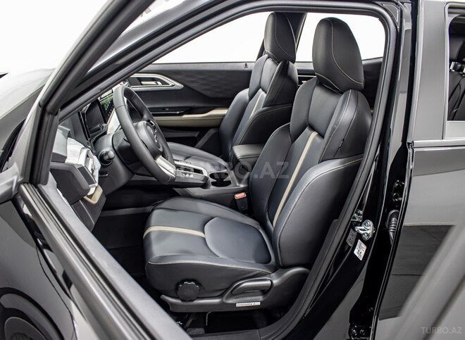 Mitsubishi Outlander Sport-13