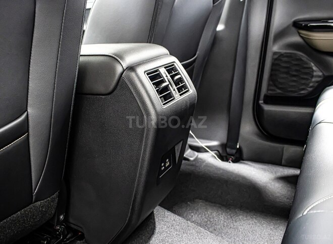 Mitsubishi Outlander Sport-34