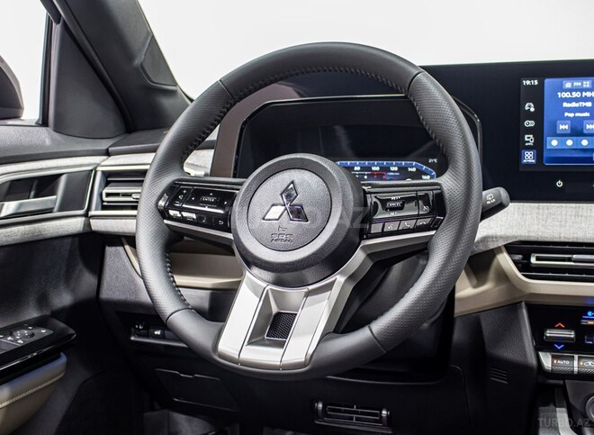 Mitsubishi Outlander Sport-21
