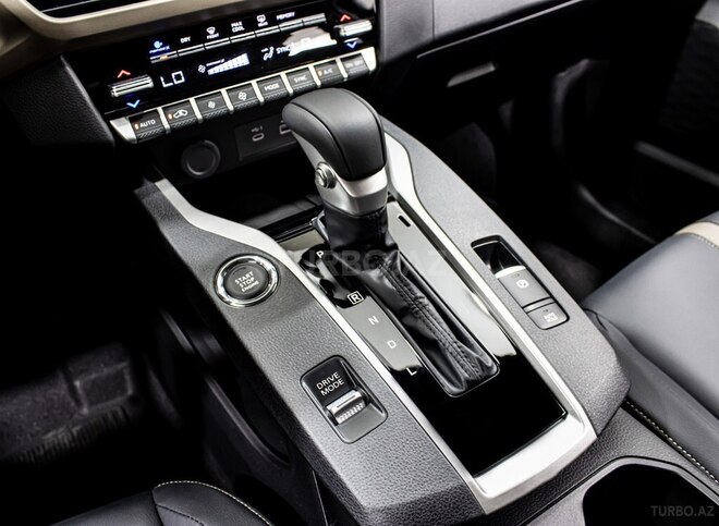 Mitsubishi Outlander Sport-26