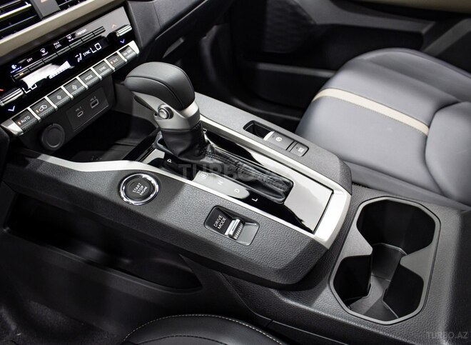 Mitsubishi Outlander Sport-33