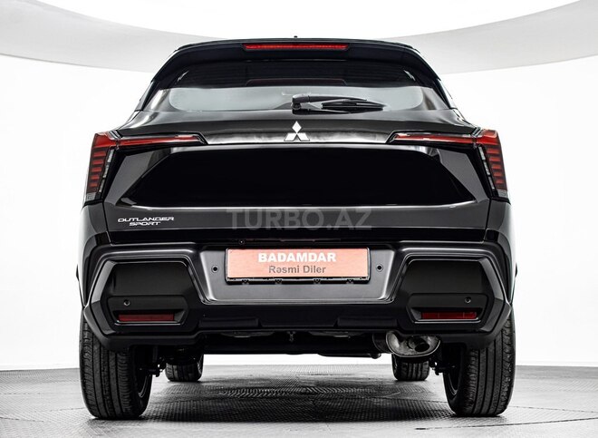 Mitsubishi Outlander Sport-2