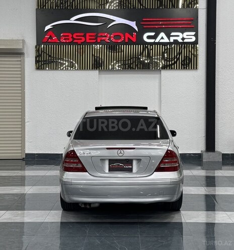 Mercedes C 240 2003, 260,000 km - 2.4 l - Sumqayıt