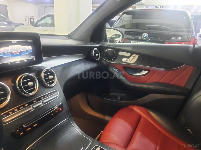 Mercedes GLC 250 4MATIC Coupe 2018, 63,000 km - 2.0 л - Bakı