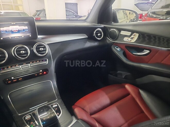 Mercedes GLC 250 4MATIC Coupe 2018, 63,000 km - 2.0 л - Bakı