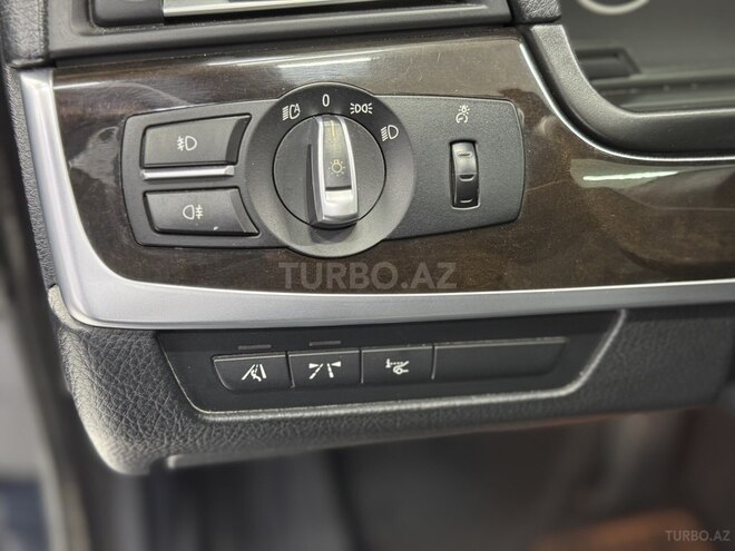 BMW 520 2010, 290,000 km - 2.0 l - Bakı