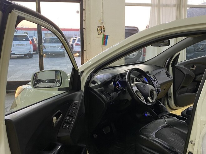 Hyundai ix35-11