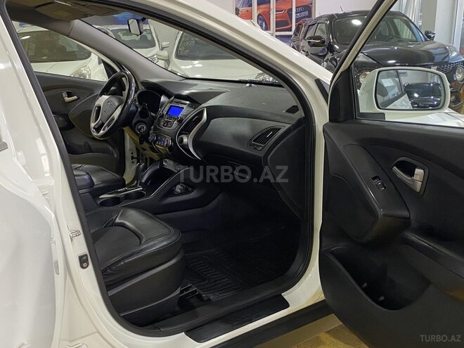 Hyundai ix35-14