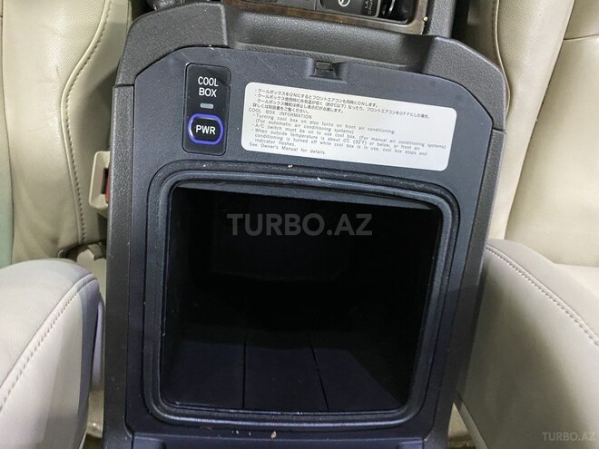 Toyota Land Cruiser Prado-17