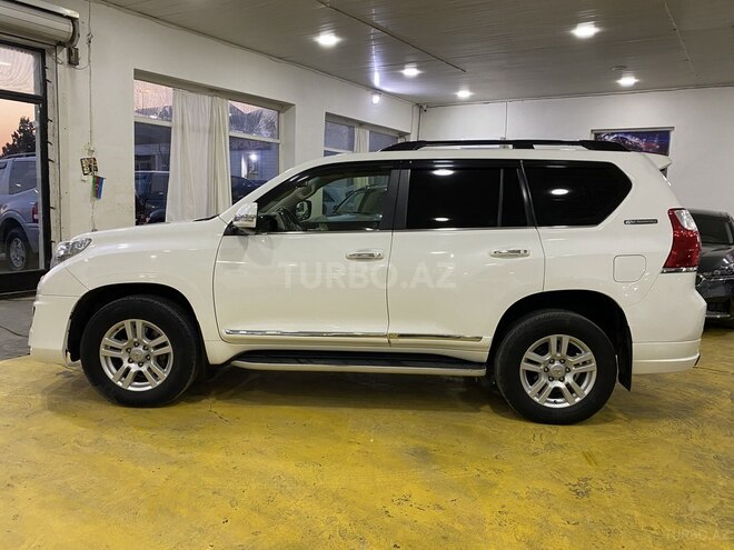 Toyota Land Cruiser Prado-6