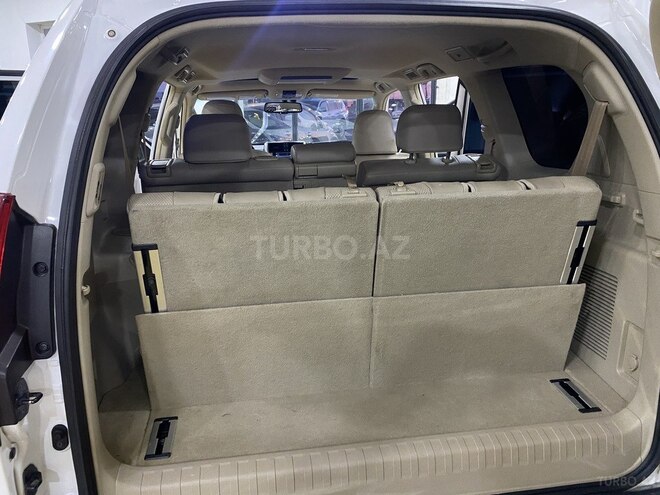 Toyota Land Cruiser Prado-15