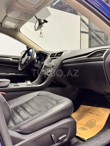 Ford Fusion (North America)-10