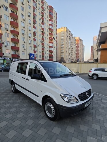 Mercedes Vito 111 2010, 186,000 km - 2.2 l - Bakı