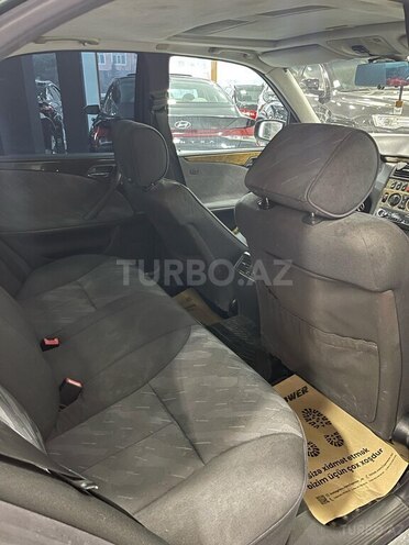 Mercedes E 280 2000, 330,600 km - 2.8 l - Sumqayıt