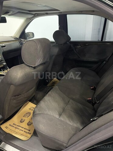 Mercedes E 280 2000, 330,600 km - 2.8 l - Sumqayıt