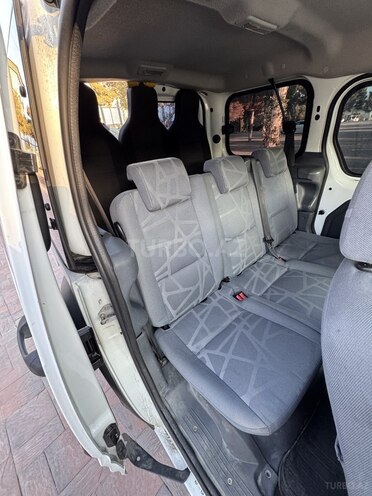 Ford Tourneo Connect 2013, 253,480 km - 1.8 л - Bakı