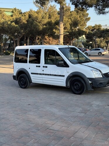 Ford Tourneo Connect 2013, 253,480 km - 1.8 л - Bakı