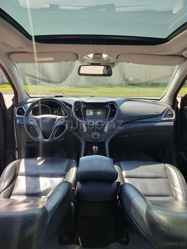 Hyundai Santa Fe-9