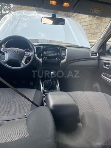 Mitsubishi L200 2023, 40,411 km - 2.5 l - Bərdə