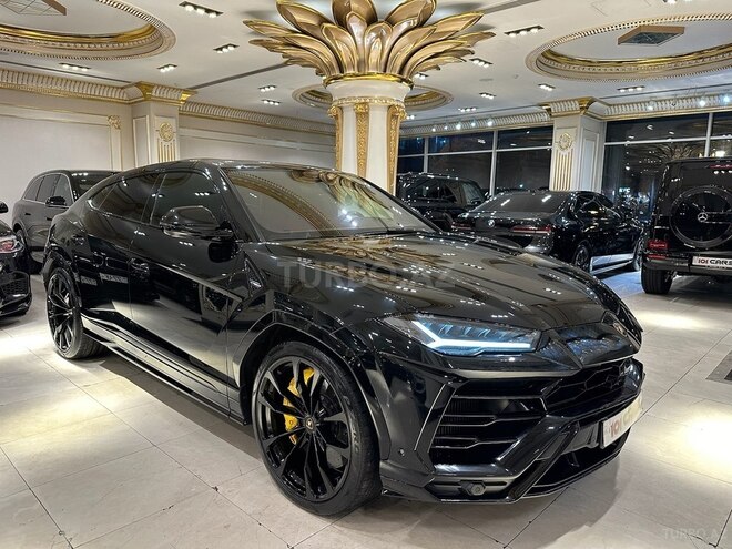 Lamborghini Urus-2