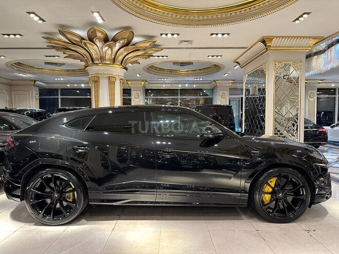 Lamborghini Urus-5