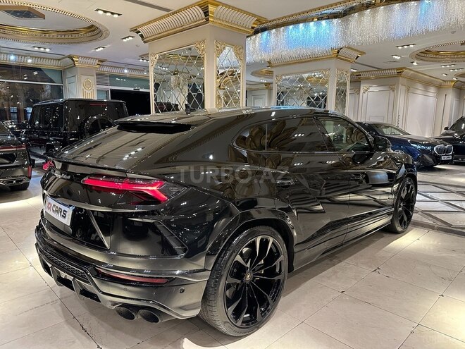 Lamborghini Urus-7