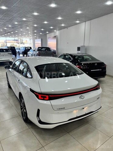 Changan Qiyuan A05 2025, 0 km - 1.5 l - Bakı