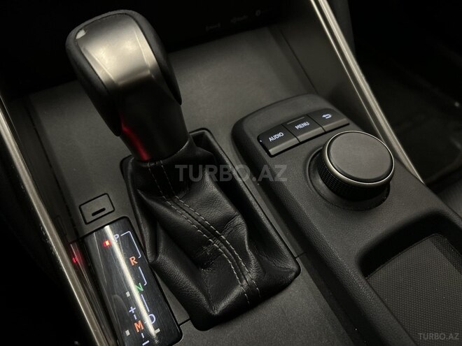 Lexus IS 300 2019, 199,000 km - 2.0 l - Bakı