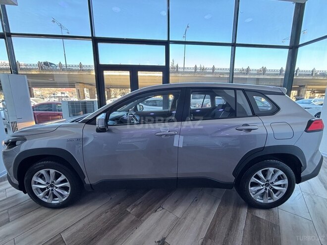 Toyota Corolla Cross-12