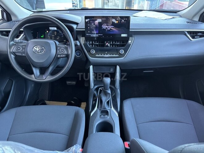 Toyota Corolla Cross-8
