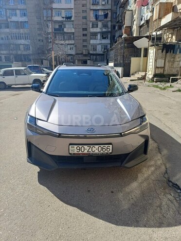 Toyota bZ3 2024, 7,200 km - 0.0 л - Bakı