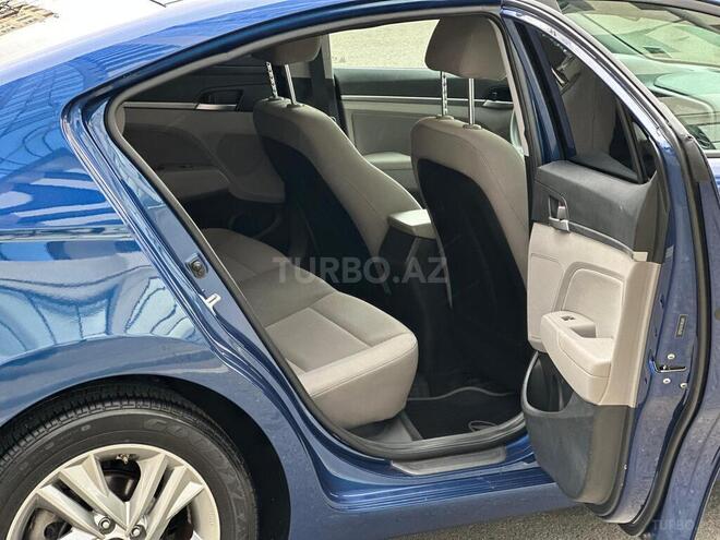 Hyundai Elantra 2019, 73,000 km - 2.0 l - Bakı