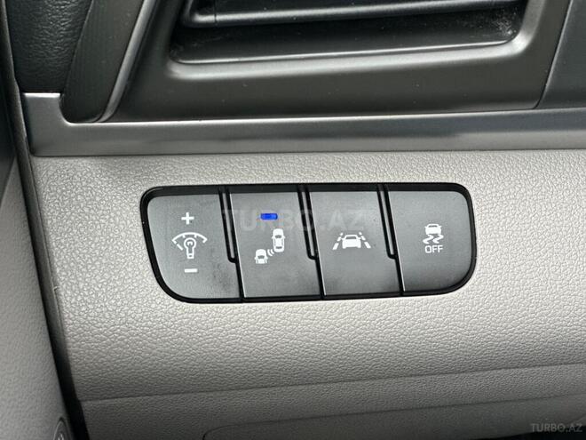 Hyundai Elantra 2019, 73,000 km - 2.0 l - Bakı