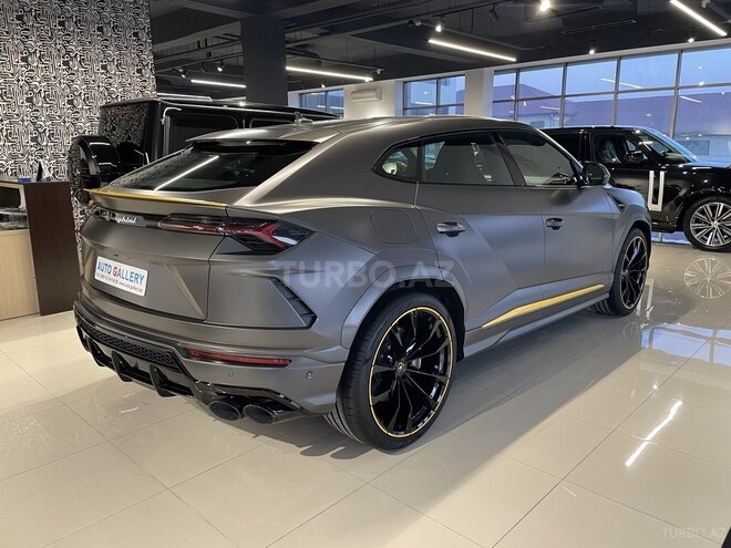 Lamborghini Urus-6