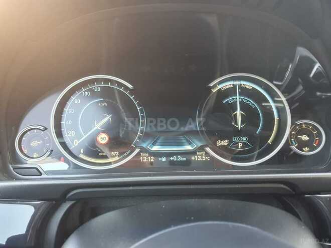 BMW 520 2015, 136,000 km - 2.0 l - Naxçıvan